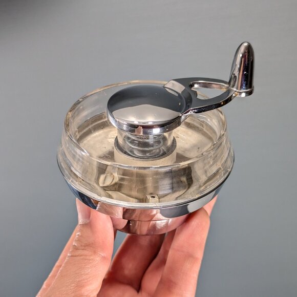 William Bounds Vintage Nut Twister, Chrome Nutmeg Spice Grinder, in Original Box - Picture 2 of 12